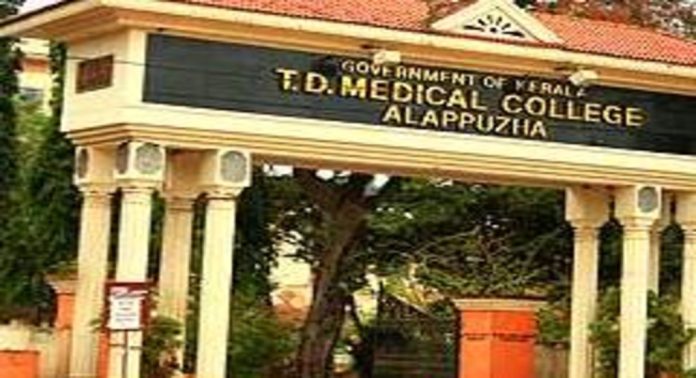 ‘വീഴ്ച ഉണ്ടായിട്ടില്ല, നവജാത ശിശു മരിച്ചത് അണുബാധയെ തുടർന്ന്’ ; വിശദീകരണവുമായി ആലപ്പുഴ മെഡി. കോളേജ് പ്രിൻസിപ്പൽ ‘വീഴ്ച ഉണ്ടായിട്ടില്ല, നവജാത ശിശു മരിച്ചത് അണുബാധയെ തുടർന്ന്’ ; വിശദീകരണവുമായി ആലപ്പുഴ മെഡി. കോളേജ് പ്രിൻസിപ്പൽ