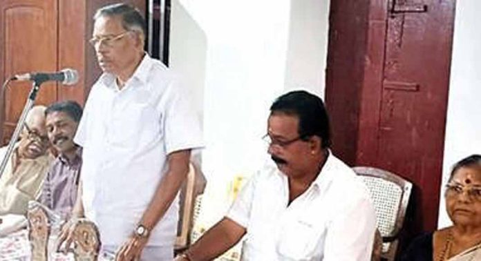 വടശ്ശേരിക്കര ലക്ഷ്മിവിലാസം എൻ.എസ്.എസ്.കരയോഗത്തിന്റെ നേതൃത്വത്തിൽ കുട്ടികൾക്ക് പനോപകരണ വിതരണം നടത്തി വടശ്ശേരിക്കര ലക്ഷ്മിവിലാസം എൻ.എസ്.എസ്.കരയോഗത്തിന്റെ നേതൃത്വത്തിൽ കുട്ടികൾക്ക് പനോപകരണ വിതരണം നടത്തി