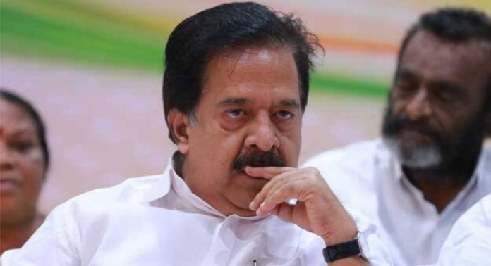 അഴിമതി ആരോപണം അടിയന്തിര പ്രമേയമായി കൊണ്ടുവരാൻ കഴിയില്ല എന്നതാണ് ചട്ടം : രമേശ് ചെന്നിത്തല അഴിമതി ആരോപണം അടിയന്തിര പ്രമേയമായി കൊണ്ടുവരാൻ കഴിയില്ല എന്നതാണ് ചട്ടം : രമേശ് ചെന്നിത്തല