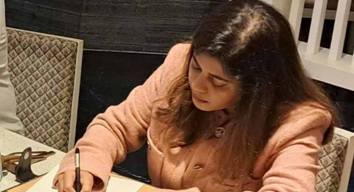 സൂപ്പർ ലീഗ് കേരള : കൊച്ചി ടീമിനെ സ്വന്തമാക്കി നടൻ പൃഥ്വിരാജ് സൂപ്പർ ലീഗ് കേരള : കൊച്ചി ടീമിനെ സ്വന്തമാക്കി നടൻ പൃഥ്വിരാജ്