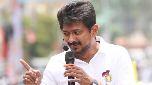 സനാതന ധർമ്മ വിരുദ്ധ പരാമർശം : ബെംഗളൂരുവിൽ രജിസ്റ്റർ ചെയ്ത കേസിൽ ഉദയനിധി സ്റ്റാലിന് ജാമ്യം സനാതന ധർമ്മ വിരുദ്ധ പരാമർശം : ബെംഗളൂരുവിൽ രജിസ്റ്റർ ചെയ്ത കേസിൽ ഉദയനിധി സ്റ്റാലിന് ജാമ്യം