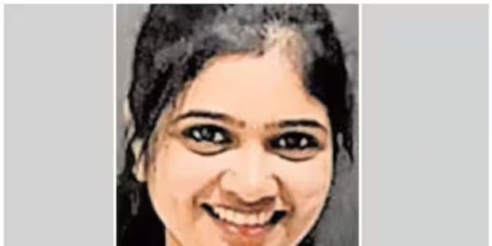 മലയാളി യുവതിയെ യുഎഇയില് മരിച്ച നിലയില് കണ്ടെത്തി ; ഭര്ത്താവ് ഗുരുതരാവസ്ഥയില് മലയാളി യുവതിയെ യുഎഇയില് മരിച്ച നിലയില് കണ്ടെത്തി ; ഭര്ത്താവ് ഗുരുതരാവസ്ഥയില്