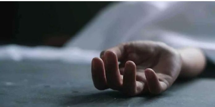 തിരുവനന്തപുരത്ത് കുളിക്കാനിറങ്ങിയ യുവാവ് മുങ്ങിമരിച്ചു തിരുവനന്തപുരത്ത് കുളിക്കാനിറങ്ങിയ യുവാവ് മുങ്ങിമരിച്ചു