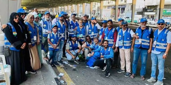 ശക്തമായ ചൂടിൽ ഹാജിമാർക്ക് തണലായി തനിമ വളണ്ടിയർമാർ ശക്തമായ ചൂടിൽ ഹാജിമാർക്ക് തണലായി തനിമ വളണ്ടിയർമാർ