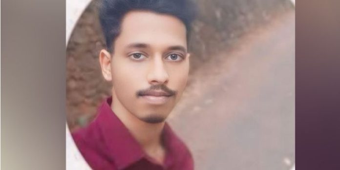താമരശേരിയില് മുസ്ലിം പള്ളിക്കുള്ളില് കയറി ജയ് ശ്രീറാം വിളിച്ച് വിദ്വേഷ പ്രചരണം നടത്തി : യുവാവ് അറസ്റ്റിൽ താമരശേരിയില് മുസ്ലിം പള്ളിക്കുള്ളില് കയറി ജയ് ശ്രീറാം വിളിച്ച് വിദ്വേഷ പ്രചരണം നടത്തി : യുവാവ് അറസ്റ്റിൽ