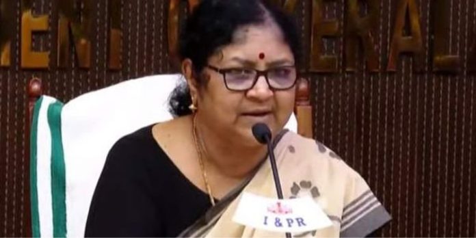 ടിസി വൈകുന്നതുകൊണ്ട് ഉപരിപഠനം തടസ്സപ്പെടില്ല ; അടിയന്തര നിർദേശം നൽകി മന്ത്രി ആർ ബിന്ദു ടിസി വൈകുന്നതുകൊണ്ട് ഉപരിപഠനം തടസ്സപ്പെടില്ല ; അടിയന്തര നിർദേശം നൽകി മന്ത്രി ആർ ബിന്ദു