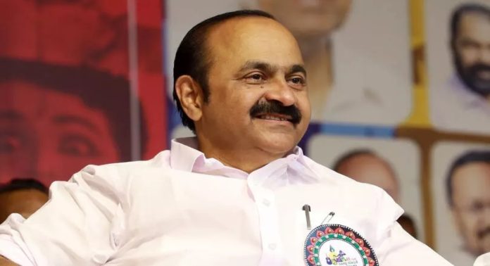 കെ-ഫോൺ അഴിമതി ആരോപണത്തിൽ സി.ബി.ഐ അന്വേഷണമില്ല ; വി.ഡി. സതീശന്റെ ഹർജി ഹൈക്കോടതി തള്ളി കെ-ഫോൺ അഴിമതി ആരോപണത്തിൽ സി.ബി.ഐ അന്വേഷണമില്ല ; വി.ഡി. സതീശന്റെ ഹർജി ഹൈക്കോടതി തള്ളി