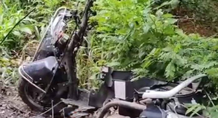 കാഞ്ഞിരപ്പള്ളിയിൽ ബൈക്ക് അപകടം ; പെരുവന്താനം സ്വദേശിയായ അമൽജ്യോതി കോളേജിലെ വിദ്യാർത്ഥി മരണപെട്ടു കാഞ്ഞിരപ്പള്ളിയിൽ ബൈക്ക് അപകടം ; പെരുവന്താനം സ്വദേശിയായ അമൽജ്യോതി കോളേജിലെ വിദ്യാർത്ഥി മരണപെട്ടു