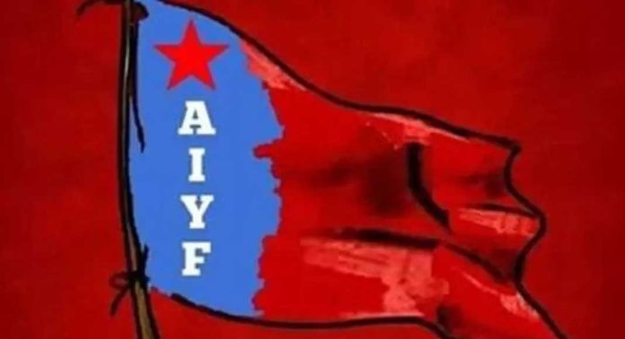 മുഖ്യമന്ത്രിയുടെ ഏകാധിപത്യ നീക്കങ്ങൾ ഇടത് വിരുദ്ധവികാരമുണ്ടാക്കി ; വിമർശനവുമായി എഐവൈഎഫ് മുഖ്യമന്ത്രിയുടെ ഏകാധിപത്യ നീക്കങ്ങൾ ഇടത് വിരുദ്ധവികാരമുണ്ടാക്കി ; വിമർശനവുമായി എഐവൈഎഫ്