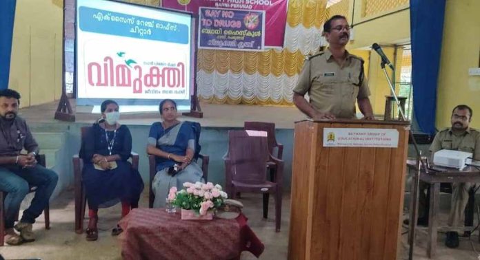 റാന്നി ബഥനി ഹൈസ്കൂളില് ലഹരി വിരുദ്ധ ബോധവല്ക്കരണ ക്ലാസ് സംഘടിപ്പിച്ചു റാന്നി ബഥനി ഹൈസ്കൂളില് ലഹരി വിരുദ്ധ ബോധവല്ക്കരണ ക്ലാസ് സംഘടിപ്പിച്ചു