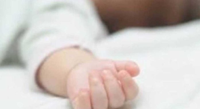 മകളുടെ ഭാവിയിൽ ആശങ്ക, ഓട്ടിസം ബാധിച്ച മൂന്നര വയസുകാരിയെ ശ്വാസംമുട്ടിച്ച് കൊന്ന് മാതാവ് മകളുടെ ഭാവിയിൽ ആശങ്ക, ഓട്ടിസം ബാധിച്ച മൂന്നര വയസുകാരിയെ ശ്വാസംമുട്ടിച്ച് കൊന്ന് മാതാവ്