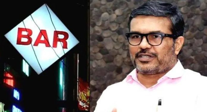 ഡ്രൈ ഡേ പിന്വലിക്കുന്നതിനെ കുറിച്ച് പ്രാഥമിക ചര്ച്ച പോലും നടത്തിയിട്ടില്ലെന്ന് മന്ത്രി ഡ്രൈ ഡേ പിന്വലിക്കുന്നതിനെ കുറിച്ച് പ്രാഥമിക ചര്ച്ച പോലും നടത്തിയിട്ടില്ലെന്ന് മന്ത്രി
