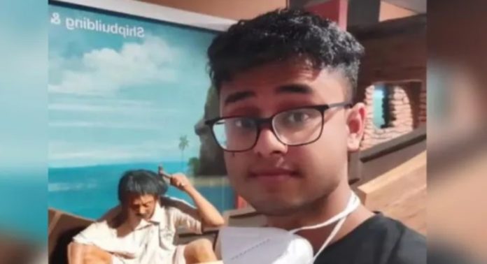 അത് ആത്മഹത്യയല്ല ; വെടിയേറ്റും കഴുത്തിൽ കുത്തേറ്റുമാണ് ഗൊരഗ്പൂർ ഐ.ഐ.ടി വിദ്യാർഥി കൊല്ലപ്പെട്ടതെന്ന് റിപ്പോർട്ട് അത് ആത്മഹത്യയല്ല ; വെടിയേറ്റും കഴുത്തിൽ കുത്തേറ്റുമാണ് ഗൊരഗ്പൂർ ഐ.ഐ.ടി വിദ്യാർഥി കൊല്ലപ്പെട്ടതെന്ന് റിപ്പോർട്ട്
