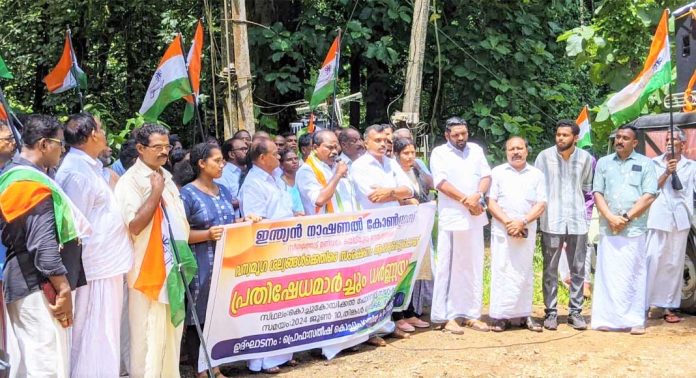 ജനങ്ങളുടെ ജീവനും സ്വത്തിനും സംരക്ഷണം നല്കാന് ഗവണ്മെന്റ് പരാജയപ്പെട്ടു : പ്രൊഫ. സതീഷ് കൊച്ചുപറമ്പില് ജനങ്ങളുടെ ജീവനും സ്വത്തിനും സംരക്ഷണം നല്കാന് ഗവണ്മെന്റ് പരാജയപ്പെട്ടു : പ്രൊഫ. സതീഷ് കൊച്ചുപറമ്പില്