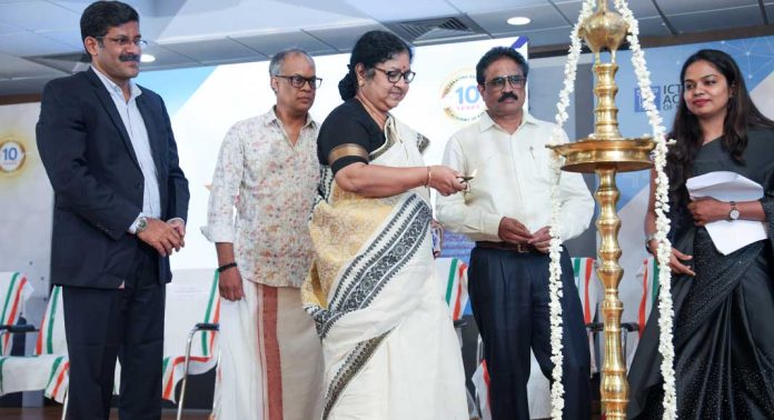 സാങ്കേതികവിദ്യയിലെ നൂതന ആശയങ്ങൾ സമൂഹത്തിന്റെ പുനര്നിര്മ്മാണത്തിന് അനിവാര്യം : മന്ത്രി ഡോ. ആര്. ബിന്ദു സാങ്കേതികവിദ്യയിലെ നൂതന ആശയങ്ങൾ സമൂഹത്തിന്റെ പുനര്നിര്മ്മാണത്തിന് അനിവാര്യം : മന്ത്രി ഡോ. ആര്. ബിന്ദു