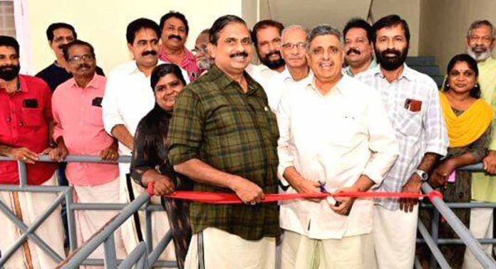 സിഐടിയു ജില്ലാ കമ്മിറ്റിയുടെ പുതിയ ഓഫീസ് മന്ദിരം ഉദ്ഘാടനം ചെയ്തു സിഐടിയു ജില്ലാ കമ്മിറ്റിയുടെ പുതിയ ഓഫീസ് മന്ദിരം ഉദ്ഘാടനം ചെയ്തു