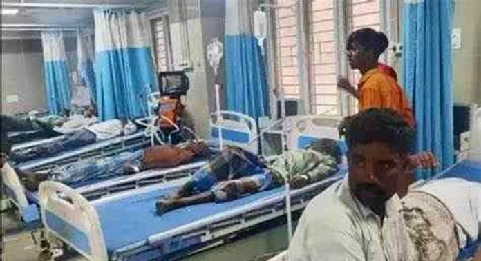 തമിഴ്നാട്ടിലെ വ്യാജ മദ്യദുരന്തത്തിൽ മരണം 63 ആയി തമിഴ്നാട്ടിലെ വ്യാജ മദ്യദുരന്തത്തിൽ മരണം 63 ആയി