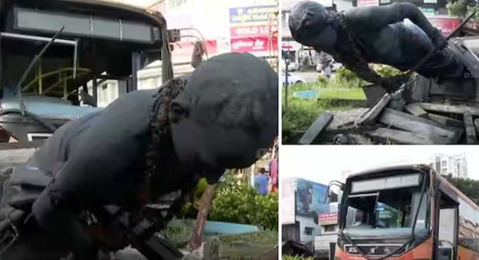 തൃശൂരിൽ അപകടത്തില് തകര്ന്ന ശക്തൻ തമ്പുരാന്റെ പ്രതിമ ഗതാഗത വകുപ്പ് പുനഃസ്ഥാപിക്കുമെന്ന് റവന്യൂ മന്ത്രി കെ രാജൻ തൃശൂരിൽ അപകടത്തില് തകര്ന്ന ശക്തൻ തമ്പുരാന്റെ പ്രതിമ ഗതാഗത വകുപ്പ് പുനഃസ്ഥാപിക്കുമെന്ന് റവന്യൂ മന്ത്രി കെ രാജൻ