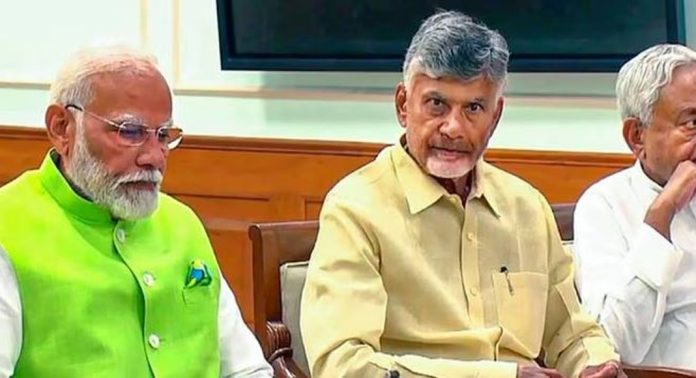 പ്രധാനവകുപ്പുകൾ വിട്ടുകൊടുക്കില്ല ; ഘടകകക്ഷികൾക്ക് പരിഗണന നൽകും പ്രധാനവകുപ്പുകൾ വിട്ടുകൊടുക്കില്ല ; ഘടകകക്ഷികൾക്ക് പരിഗണന നൽകും
