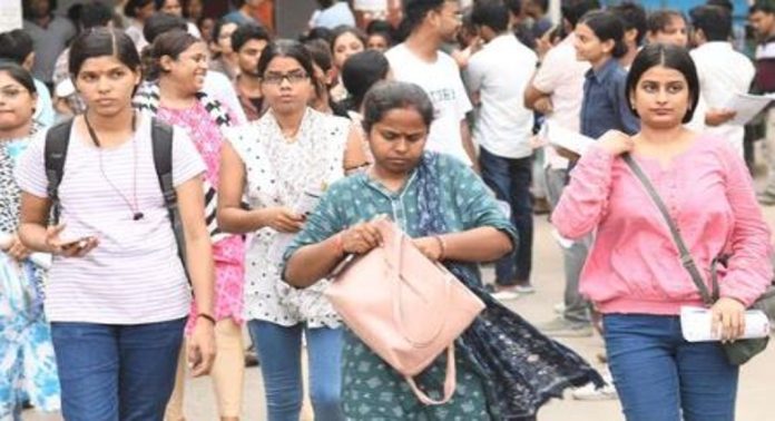 യു.ജി.സി നെറ്റ് പരീക്ഷ റദ്ദാക്കി ; സി.ബി.ഐ അന്വേഷണം പ്രഖ്യാപിച്ചു യു.ജി.സി നെറ്റ് പരീക്ഷ റദ്ദാക്കി ; സി.ബി.ഐ അന്വേഷണം പ്രഖ്യാപിച്ചു