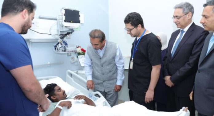 കുവൈറ്റ് ദുരന്തം ; ഇനി ചികിത്സയിൽ കഴിയുന്നത് 14 മലയാളികൾ ഉൾപ്പെടെ 25 ഇന്ത്യക്കാർ കുവൈറ്റ് ദുരന്തം ; ഇനി ചികിത്സയിൽ കഴിയുന്നത് 14 മലയാളികൾ ഉൾപ്പെടെ 25 ഇന്ത്യക്കാർ