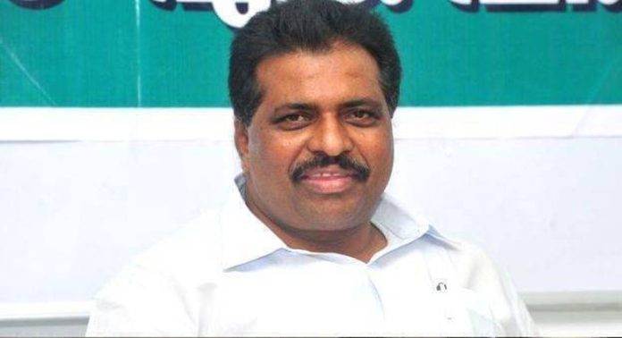 ലോക്സഭയുടെ പ്രോട്ടെം സ്പീക്കറായി കൊടിക്കുന്നിൽ സുരേഷിനെ തെരഞ്ഞെടുത്തു ലോക്സഭയുടെ പ്രോട്ടെം സ്പീക്കറായി കൊടിക്കുന്നിൽ സുരേഷിനെ തെരഞ്ഞെടുത്തു