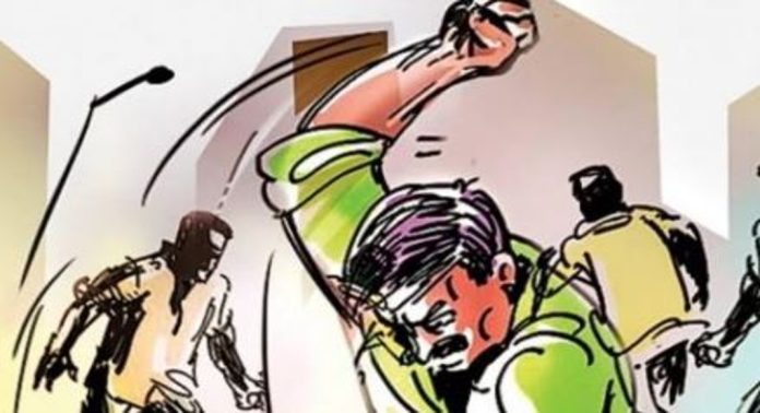 വയനാട്ടിൽ പത്താം ക്ലാസ് വിദ്യാർഥിക്ക് ക്രൂര മര്ദനം വയനാട്ടിൽ പത്താം ക്ലാസ് വിദ്യാർഥിക്ക് ക്രൂര മര്ദനം