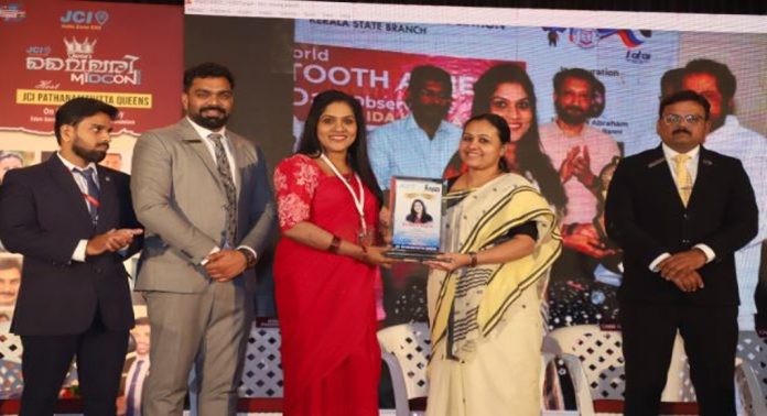 ജൂനിയർ ചേമ്പർ എക്സലൻസ് അവാർഡ് ഡോ.റിൻസി റോസിന് ജൂനിയർ ചേമ്പർ എക്സലൻസ് അവാർഡ് ഡോ.റിൻസി റോസിന്