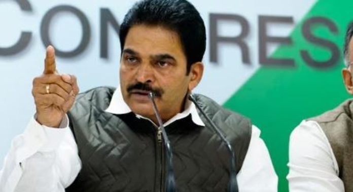 ബുൾഡോസർ കൊണ്ട് രാജ്യത്തെ ഇടിച്ചുനിരത്താൻ ഇനി മോദിക്കാവില്ല ; തുറന്നടിച്ച് കെ.സി. വേണുഗോപാൽ ബുൾഡോസർ കൊണ്ട് രാജ്യത്തെ ഇടിച്ചുനിരത്താൻ ഇനി മോദിക്കാവില്ല ; തുറന്നടിച്ച് കെ.സി. വേണുഗോപാൽ