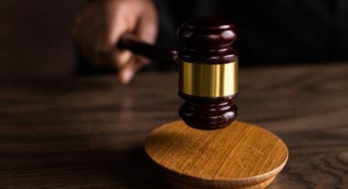 ആൺകുട്ടിയെ ലൈംഗികമായി പീഡിപ്പിച്ച കേസ് ; പ്രതിക്ക് ശിക്ഷ വിധിച്ച് കോടതി ആൺകുട്ടിയെ ലൈംഗികമായി പീഡിപ്പിച്ച കേസ് ; പ്രതിക്ക് ശിക്ഷ വിധിച്ച് കോടതി