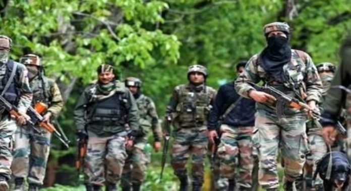 കാഷ്മീരിൽ സൈനിക താവളത്തിന് നേരെ ഭീകരാക്രമണം ; രണ്ട് സൈനികർക്ക് പരിക്ക് കാഷ്മീരിൽ സൈനിക താവളത്തിന് നേരെ ഭീകരാക്രമണം ; രണ്ട് സൈനികർക്ക് പരിക്ക്
