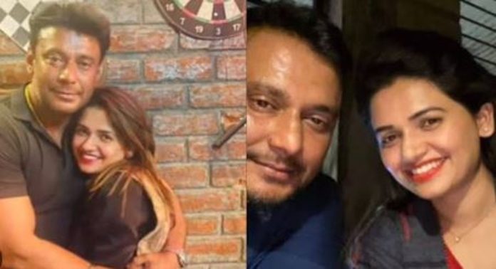 പവിത്രയ്ക്ക് ഇൻസ്റ്റ മെസേജായി അശ്ലീലം ; ആളെ കണ്ടെത്താൻ ക്വട്ടേഷൻ, കന്നഡ സൂപ്പർ താരങ്ങളുടെ ഇരുമ്പഴികളിലേക്കുള്ള വഴി, ഞെട്ടൽ വിട്ടുമാറാതെ ആരാധകർ… പവിത്രയ്ക്ക് ഇൻസ്റ്റ മെസേജായി അശ്ലീലം ; ആളെ കണ്ടെത്താൻ ക്വട്ടേഷൻ, കന്നഡ സൂപ്പർ താരങ്ങളുടെ ഇരുമ്പഴികളിലേക്കുള്ള വഴി, ഞെട്ടൽ വിട്ടുമാറാതെ ആരാധകർ…