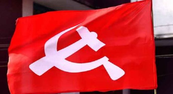 പോലീസ് സ്റ്റേഷനിൽ കയറി കോൺഗ്രസ് പ്രവർത്തകരെ മർദിച്ച സംഭവം ; അഞ്ചു സിപിഎമ്മുകാർക്കെതിരെ പാർട്ടി നടപടി പോലീസ് സ്റ്റേഷനിൽ കയറി കോൺഗ്രസ് പ്രവർത്തകരെ മർദിച്ച സംഭവം ; അഞ്ചു സിപിഎമ്മുകാർക്കെതിരെ പാർട്ടി നടപടി