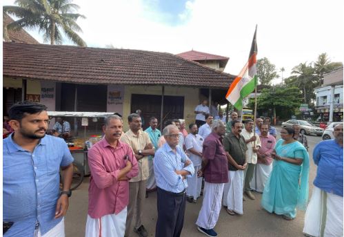 പ്രവാസ ലോകത്ത് ജീവൻ വെടിഞ്ഞ പ്രിയപ്പെട്ടവർക്ക് ആദരാഞ്ജലികൾ അർപ്പിച്ച് ഇന്ത്യൻ നാഷണൽ കോൺഗ്രസ് പ്രവാസ ലോകത്ത് ജീവൻ വെടിഞ്ഞ പ്രിയപ്പെട്ടവർക്ക് ആദരാഞ്ജലികൾ അർപ്പിച്ച് ഇന്ത്യൻ നാഷണൽ കോൺഗ്രസ്