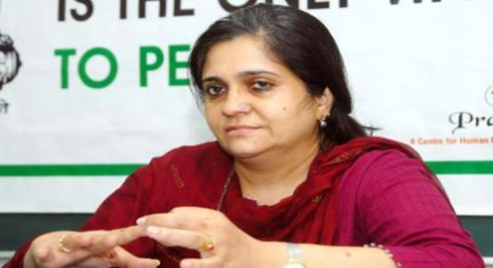 പുതിയ ക്രിമിനൽ നിയമങ്ങൾ ഭരണഘടനയെ പരിഹസിക്കുന്നു ; ടീസ്റ്റ സെതൽവാദ് പുതിയ ക്രിമിനൽ നിയമങ്ങൾ ഭരണഘടനയെ പരിഹസിക്കുന്നു ; ടീസ്റ്റ സെതൽവാദ്