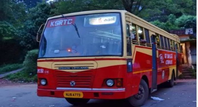 പ്രൈവറ്റ് ബസുകളില്നിന്ന് പിടിച്ചെടുത്ത റൂട്ടുകളിൽ പുതിയ ബസുകളുമായി കെഎസ്ആർടിസി പ്രൈവറ്റ് ബസുകളില്നിന്ന് പിടിച്ചെടുത്ത റൂട്ടുകളിൽ പുതിയ ബസുകളുമായി കെഎസ്ആർടിസി