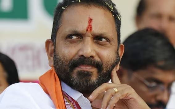 പാഠ്യപദ്ധതികളിൽ യോഗ ഉൾപ്പെടുത്തണം ; വീണ്ടും വ്യത്യസ്ഥ ആശയങ്ങളുമായി കെ. സുരേന്ദ്രൻ പാഠ്യപദ്ധതികളിൽ യോഗ ഉൾപ്പെടുത്തണം ; വീണ്ടും വ്യത്യസ്ഥ ആശയങ്ങളുമായി കെ. സുരേന്ദ്രൻ