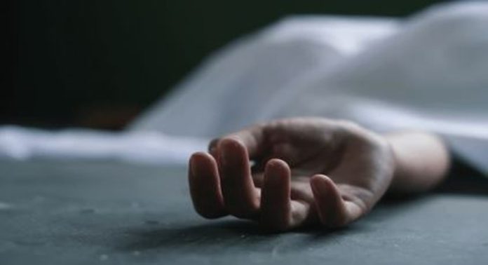കോഴിമുട്ടയേച്ചൊല്ലി ദമ്പതിമാര് തമ്മില് തര്ക്കം ; പിന്നാലെ ഭാര്യ ജീവനൊടുക്കി കോഴിമുട്ടയേച്ചൊല്ലി ദമ്പതിമാര് തമ്മില് തര്ക്കം ; പിന്നാലെ ഭാര്യ ജീവനൊടുക്കി