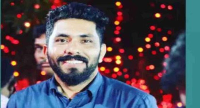 ഞാൻ സ്വയം തിരുത്തുന്നു ; സി.പി.എം കണ്ണൂർ ജില്ലാ കമ്മിറ്റിയംഗം മനു തോമസ് പാർട്ടി വിട്ടതായി റിപ്പോർട്ടുകൾ ഞാൻ സ്വയം തിരുത്തുന്നു ; സി.പി.എം കണ്ണൂർ ജില്ലാ കമ്മിറ്റിയംഗം മനു തോമസ് പാർട്ടി വിട്ടതായി റിപ്പോർട്ടുകൾ