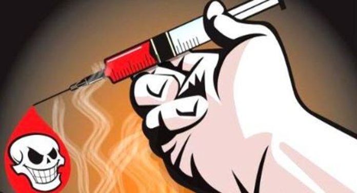 ലഹരിമരുന്ന് ഉപയോഗിച്ചാൽ ഇനി പണിപോകും ; സ്വകാര്യമേഖല കേന്ദ്രീകരിച്ച് പോലീസിന്റെ പദ്ധതി ഇങ്ങനെ… ലഹരിമരുന്ന് ഉപയോഗിച്ചാൽ ഇനി പണിപോകും ; സ്വകാര്യമേഖല കേന്ദ്രീകരിച്ച് പോലീസിന്റെ പദ്ധതി ഇങ്ങനെ…
