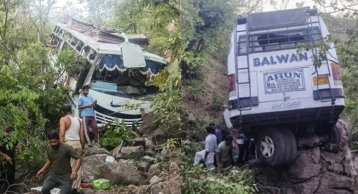 ജമ്മു ഭീകരാക്രമണം: കൊല്ലപ്പെട്ട തീർത്ഥാടകർ യുപി സ്വദേശികൾ ; ഡ്രൈവർ അടക്കം 4 പേർ മരിച്ചത് വെടിയേറ്റ് ജമ്മു ഭീകരാക്രമണം: കൊല്ലപ്പെട്ട തീർത്ഥാടകർ യുപി സ്വദേശികൾ ; ഡ്രൈവർ അടക്കം 4 പേർ മരിച്ചത് വെടിയേറ്റ്