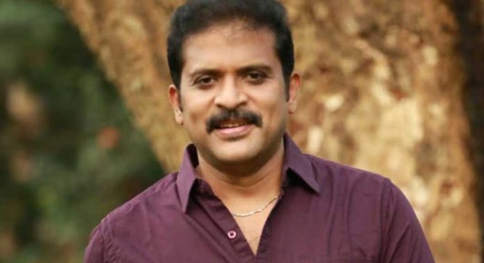 നാലു വയസുകാരിയെ പീഡിപ്പിച്ചെന്ന് പരാതി ; നടൻ കൂട്ടിക്കൽ ജയചന്ദ്രനെതിരെ പോക്സോ കേസ് നാലു വയസുകാരിയെ പീഡിപ്പിച്ചെന്ന് പരാതി ; നടൻ കൂട്ടിക്കൽ ജയചന്ദ്രനെതിരെ പോക്സോ കേസ്