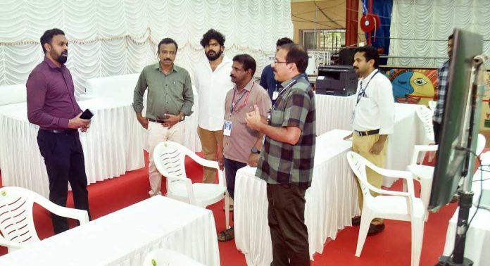 വോട്ടെണ്ണല് ; ജില്ലയിലെ ഒരുക്കങ്ങള് വിലയിരുത്തി കളക്ടര് വോട്ടെണ്ണല് ; ജില്ലയിലെ ഒരുക്കങ്ങള് വിലയിരുത്തി കളക്ടര്