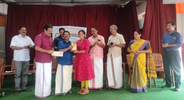 റാന്നി സർക്കിൾ സഹകരണ യൂണിയൻ നേതൃത്വത്തിൽ അനുമോദനവും സെമിനാറും സംഘടിപ്പിച്ചു റാന്നി സർക്കിൾ സഹകരണ യൂണിയൻ നേതൃത്വത്തിൽ അനുമോദനവും സെമിനാറും സംഘടിപ്പിച്ചു