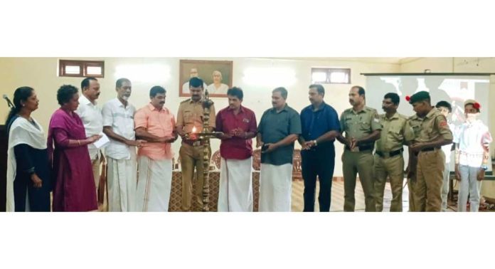 ലഹരി വിരുദ്ധ ദിനാചരണവും സെമിനാറും നടത്തി ലഹരി വിരുദ്ധ ദിനാചരണവും സെമിനാറും നടത്തി