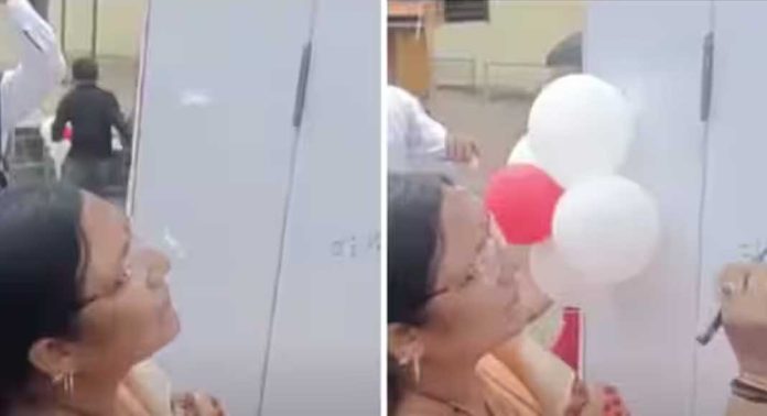 കേന്ദ്രമന്ത്രി സാവിത്രി താക്കൂറിന്റെ അക്ഷരത്തെറ്റ് സാമൂഹിക മാധ്യമങ്ങളില് വൈറല് കേന്ദ്രമന്ത്രി സാവിത്രി താക്കൂറിന്റെ അക്ഷരത്തെറ്റ് സാമൂഹിക മാധ്യമങ്ങളില് വൈറല്