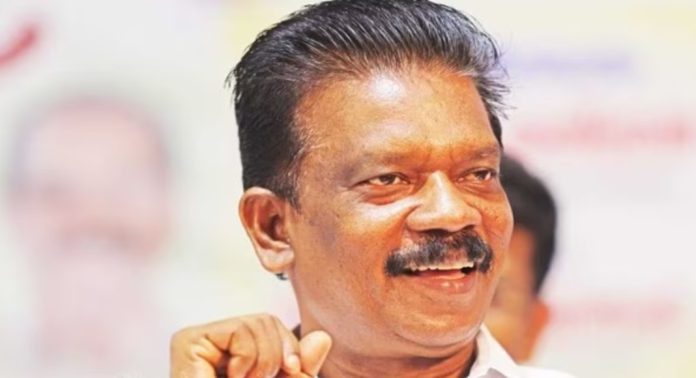 ദിവ്യ എസ് അയ്യരുടേത് സ്നേഹപ്രകടനം ; ഇത്ര ചർച്ചയാക്കേണ്ട കാര്യമില്ലെന്ന് കെ. രാധാകൃഷ്ണൻ എം.പി ദിവ്യ എസ് അയ്യരുടേത് സ്നേഹപ്രകടനം ; ഇത്ര ചർച്ചയാക്കേണ്ട കാര്യമില്ലെന്ന് കെ. രാധാകൃഷ്ണൻ എം.പി