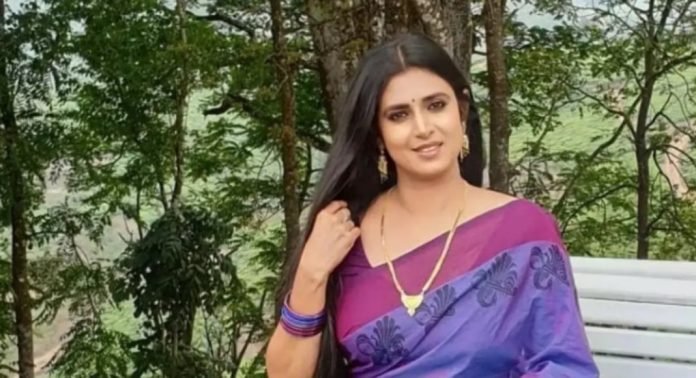 ‘ഇവരെന്ത് നേടിയിട്ടാണ് 10 ലക്ഷം’ : വിഷമദ്യ ദുരന്തത്തില് മരിച്ചവര്ക്ക് 10 ലക്ഷം പ്രഖ്യാപിച്ചതിനെതിരെ കസ്തൂരി ‘ഇവരെന്ത് നേടിയിട്ടാണ് 10 ലക്ഷം’ : വിഷമദ്യ ദുരന്തത്തില് മരിച്ചവര്ക്ക് 10 ലക്ഷം പ്രഖ്യാപിച്ചതിനെതിരെ കസ്തൂരി