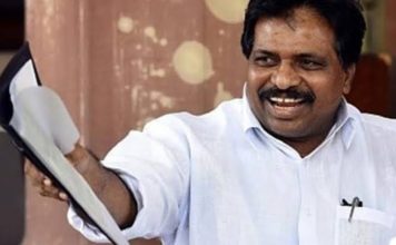നെഹ്റുട്രോഫി വള്ളംകളി : പോസ്റ്ററുകളിലും കൊടിക്കുന്നിൽ എംഎൽഎ യുടെ പേരില്ല ; വിവാദമായതോടെ തിരുത്തി
