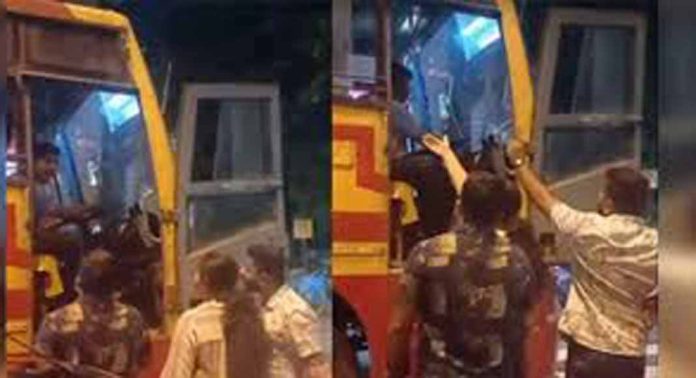 മേയർ – കെഎസ്ആർടിസി ഡ്രൈവർ തർക്കം: ജോലിയില് തിരിച്ചെടുക്കണമെന്ന് കെഎസ്ആർടിസി ഡ്രൈവർ യദു മേയർ – കെഎസ്ആർടിസി ഡ്രൈവർ തർക്കം: ജോലിയില് തിരിച്ചെടുക്കണമെന്ന് കെഎസ്ആർടിസി ഡ്രൈവർ യദു